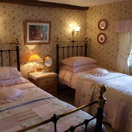 アンブルサイド High Wray Farm Bed & Breakfast エクステリア 写真