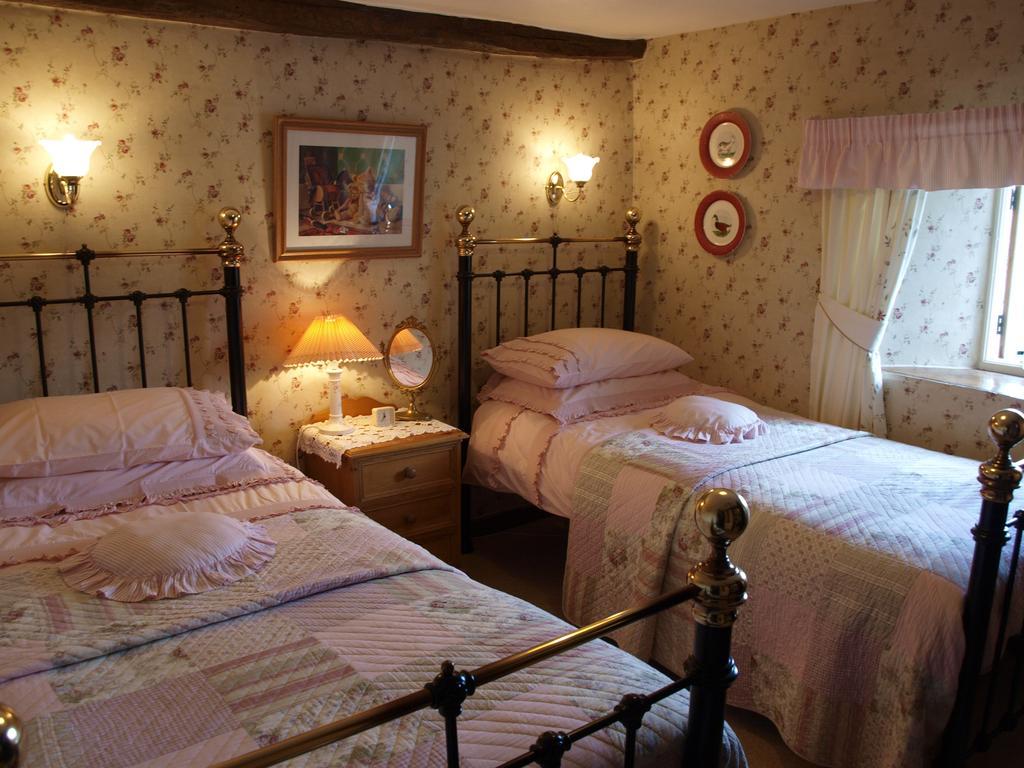 アンブルサイド High Wray Farm Bed & Breakfast エクステリア 写真
